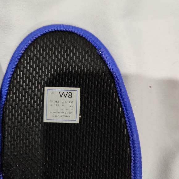 Rothy's The Chelsea Wildcat Leopard Print Sneakers. Size 8 - Picture 8 of 10